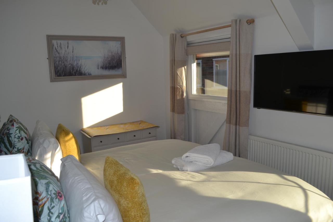 Frinton Escapes - The Cottage Bagian luar foto